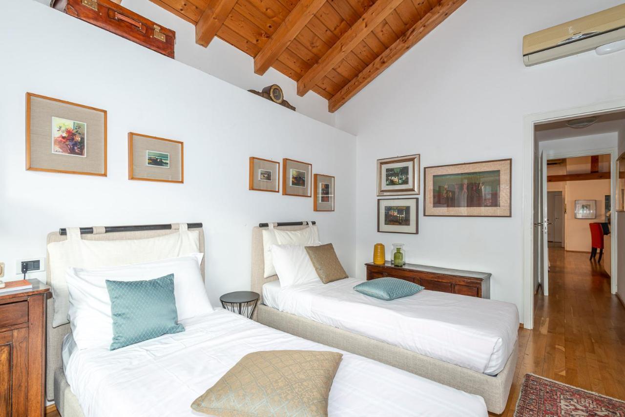 A Casa Nuccia Mansarda By Holiday Solutions Como Exterior foto
